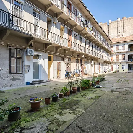 Nook Oasis * Budapešť